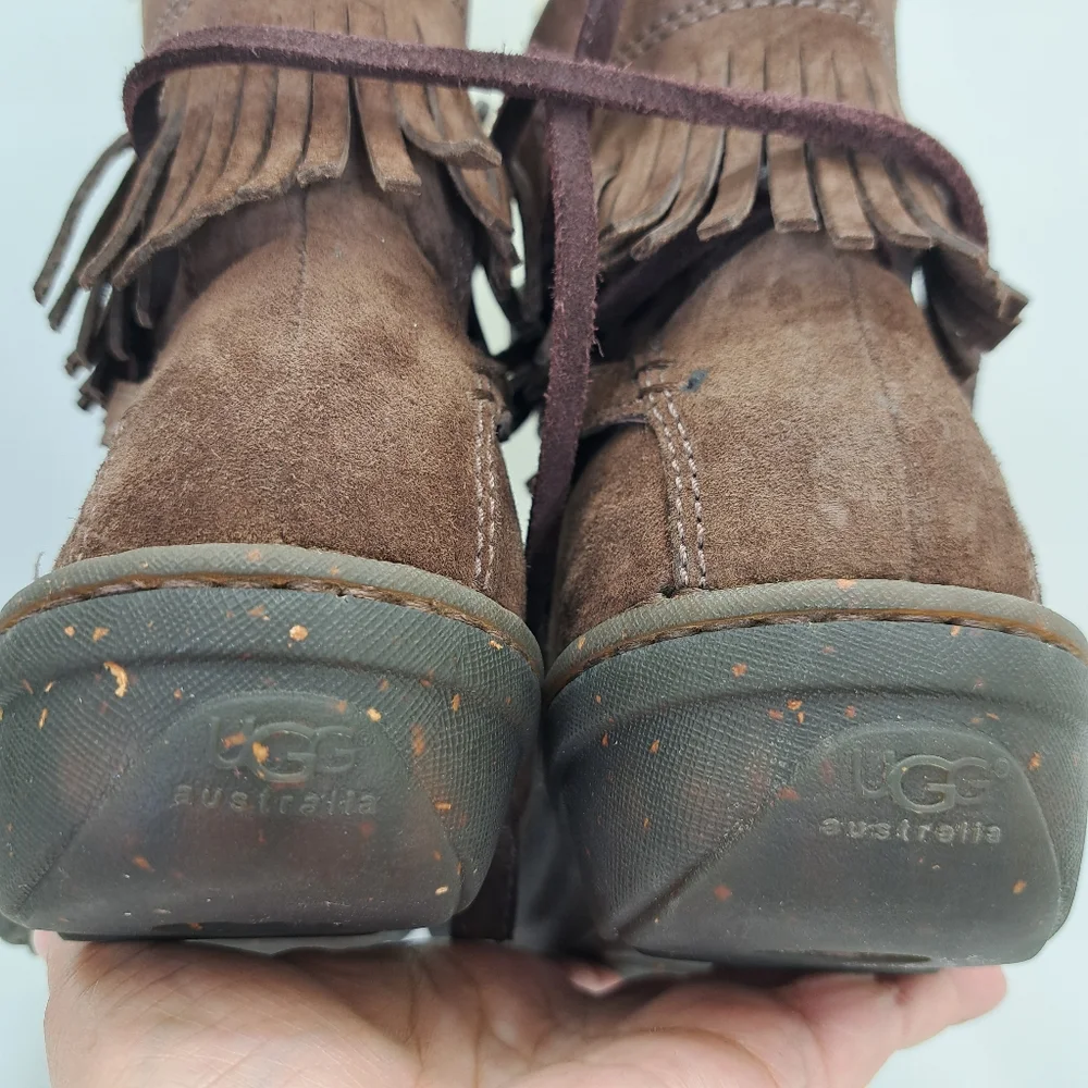 UGG Australia S/N 5749 Women's Suede Brown Leather Sheepskin Ankle Boots 9 - Picture 12 of 16